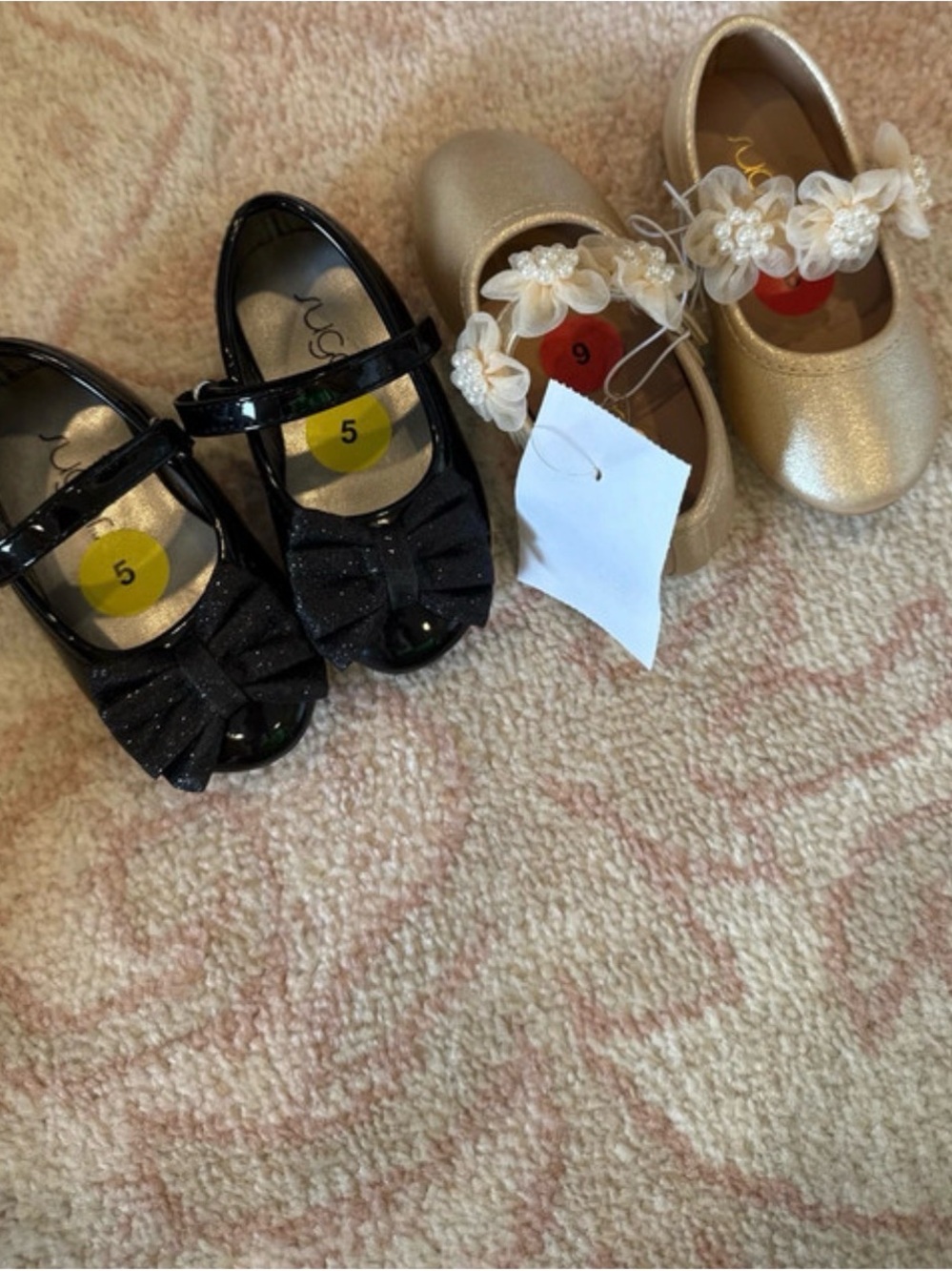 Kids Sparkle Mary Jane Shoes in Black and Gold